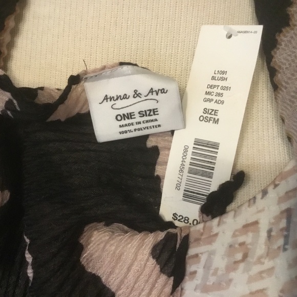 Ana & Ava Wrap One Size Color Multi Blush - Picture 6 of 7